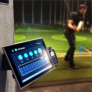 Touchscreen-Tablet auf einer Golf Driving Range