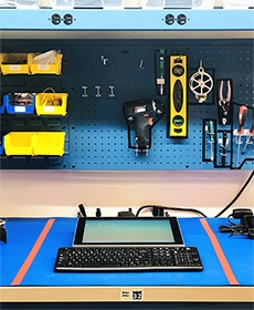 Arbeitsplatz in der Teguar Serviceabteilung