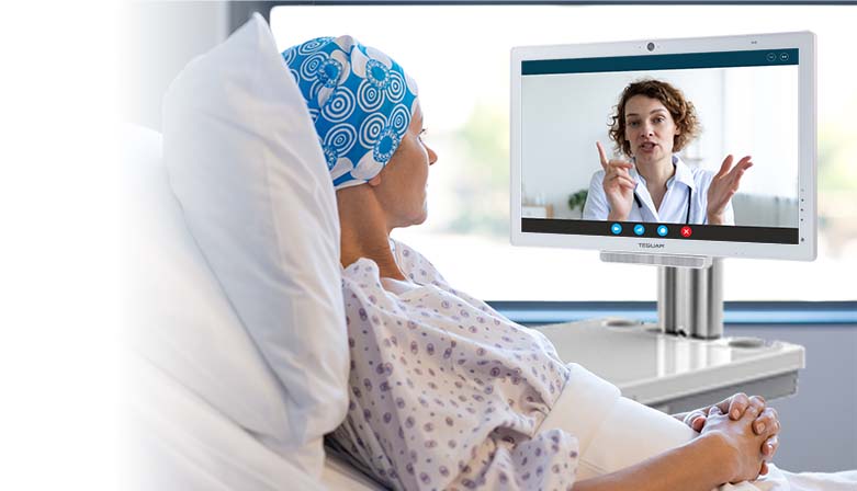 Krankenhausbett mit Computer in der Medizin