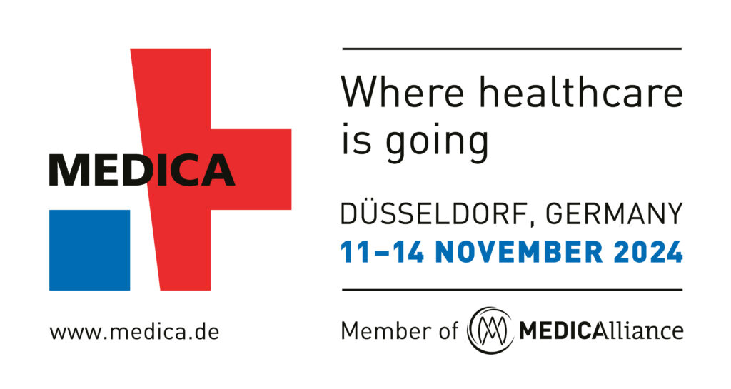 Weißes MEDICA 2024-Banner mit schwarzem Text: "Wohin sich das Gesundheitswesen entwickelt. Düsseldorf, Deutschland. 11-14 November 2024". Das MEDICA-Logo ist über der Website www.medica.de zu sehen, und unten steht "Member of MEDICAlliance". 
