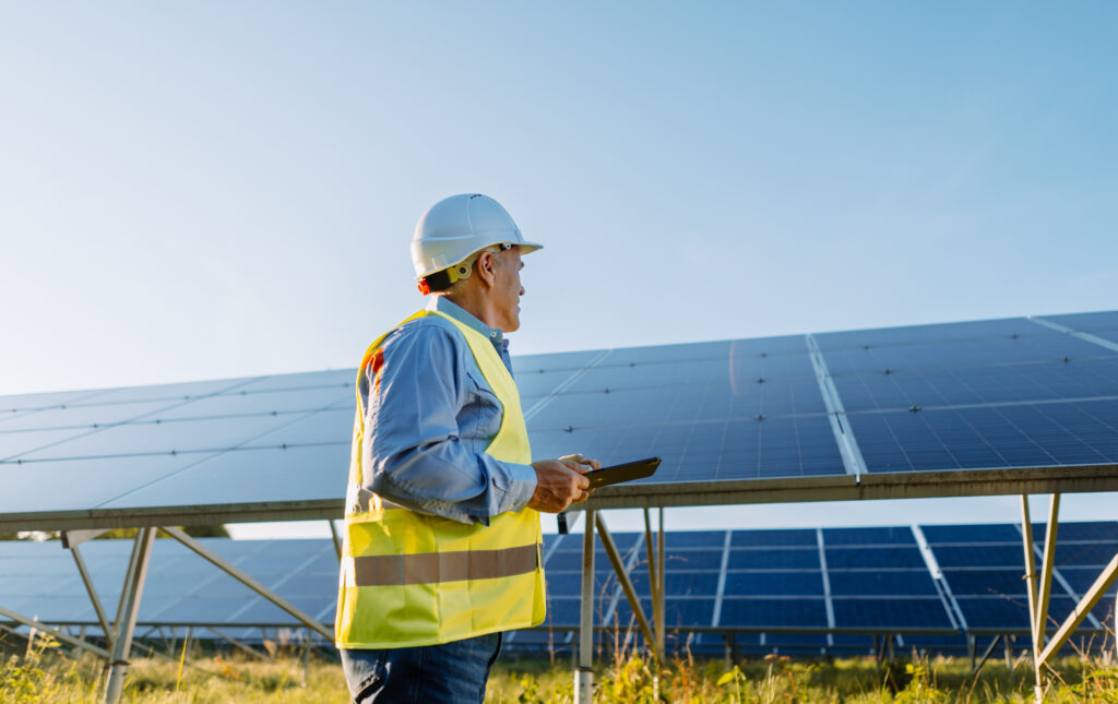 Rugged tablet in the solar panel industry