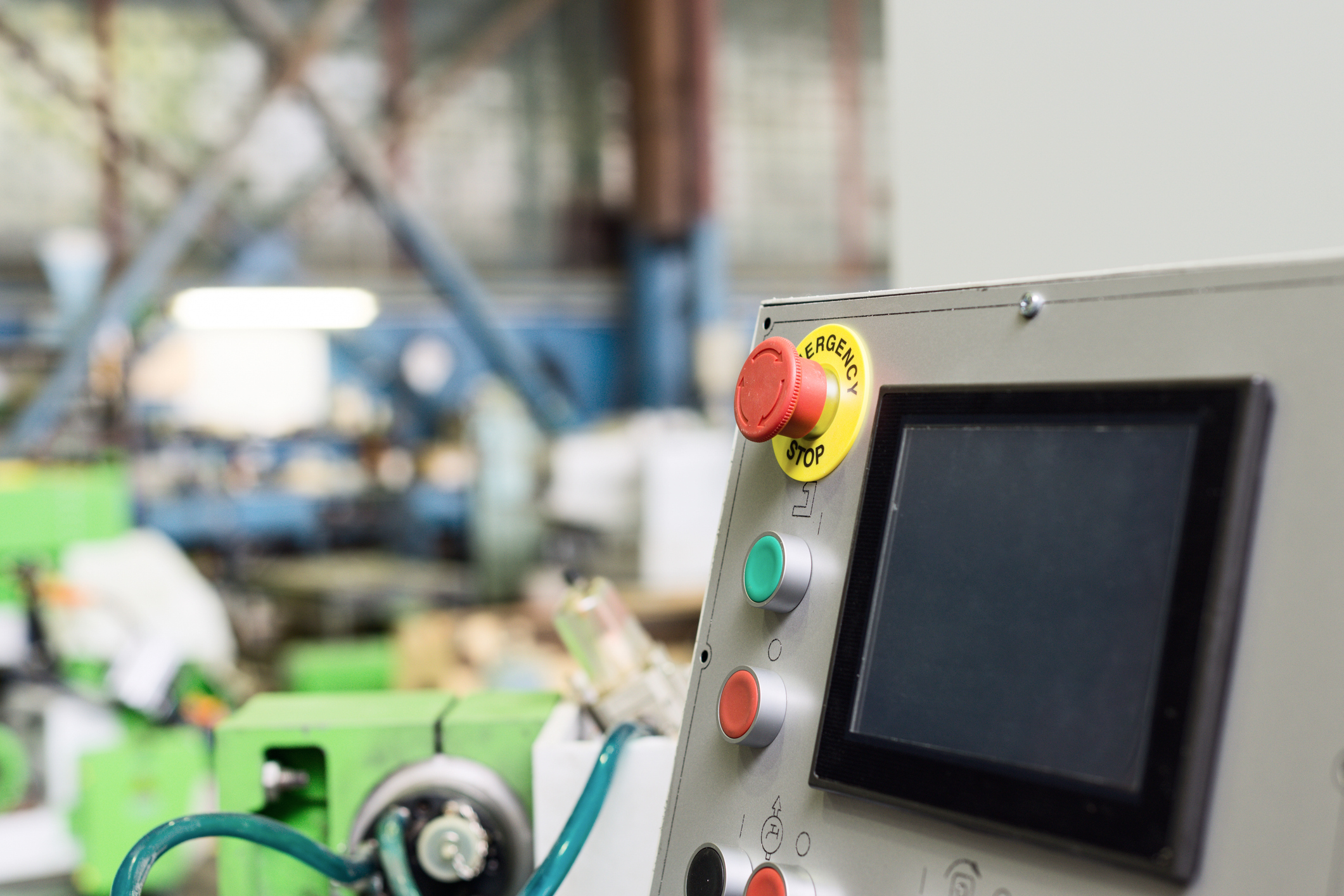 5 Features Every Industrial Panel PC Should Have for Reliable Operation 